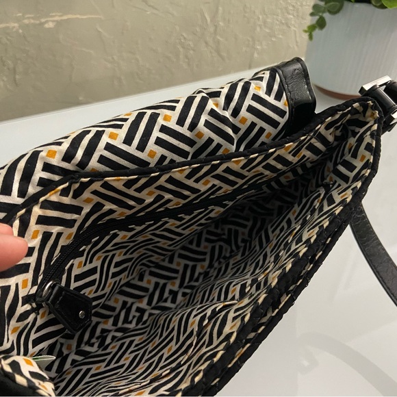 VERA BRADLEY TRAPEZE CROSSTOWN CROSSBODY QUILTED SHOULDER BAG - Picture 7 of 10